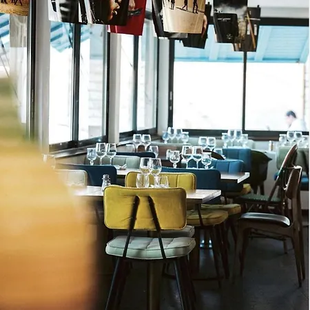 O Petit Monde Hotel Sanary-sur-Mer