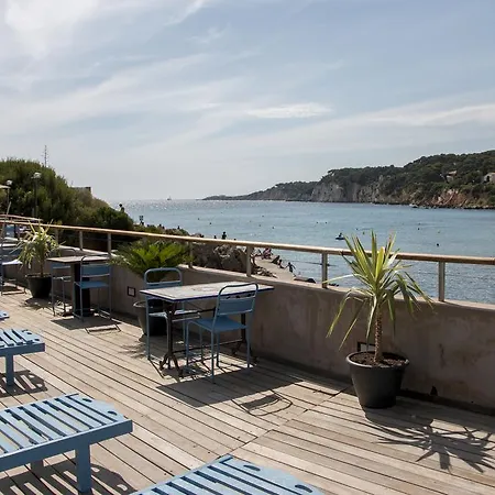 O Petit Monde Hotel Sanary-sur-Mer