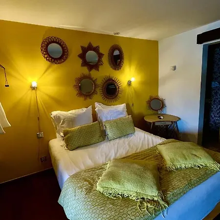 O Petit Monde Hotel *