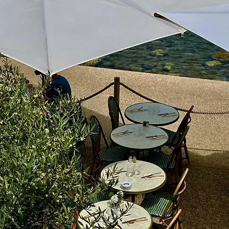 O Petit Monde * Sanary-sur-Mer
